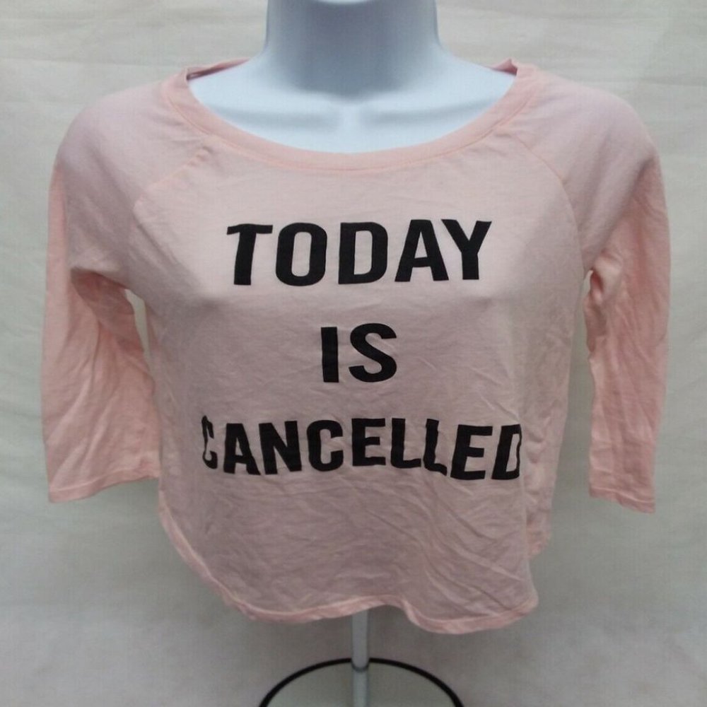 Women's Medium Live Love Dream 3/4 Sleeve Pink Round Neck T-Shirt